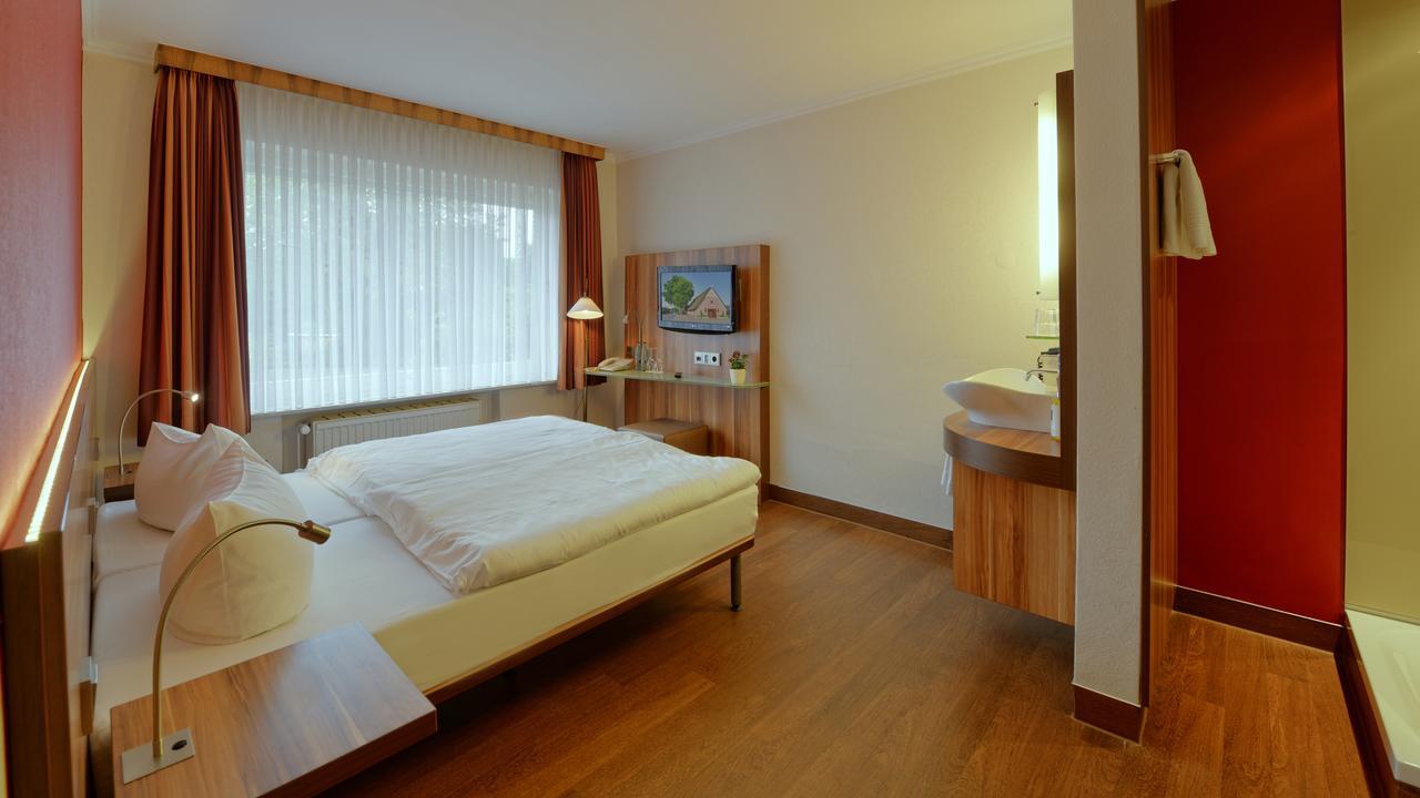 Landhotel Zur Eiche Buxtehude Ngoại thất bức ảnh